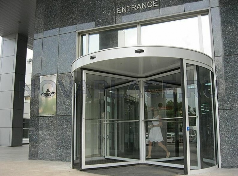 Аренда офиса в бизнес-центре в Москве 460 м2