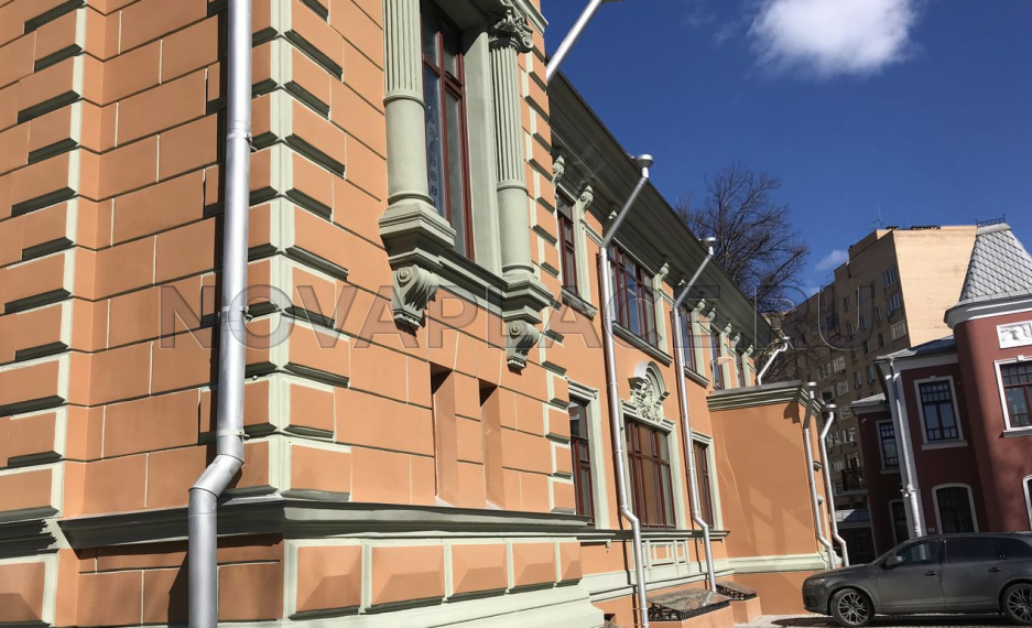 Аренда здания (ОСЗ) в Москве 806 м2