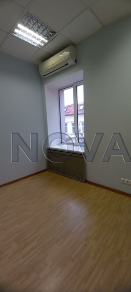 Аренда офиса в бизнес-центре в Москве 58 м2