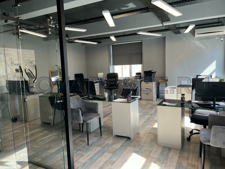 Аренда офиса в административном здании в Москве 72 м2