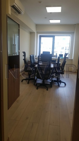 Аренда офиса в бизнес-центре в Москве 437 м2