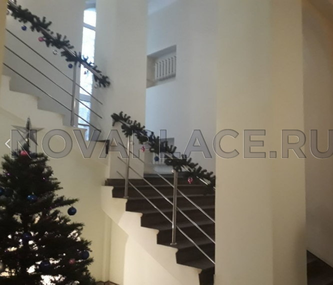 Аренда здания (ОСЗ) в Москве 1300 м2