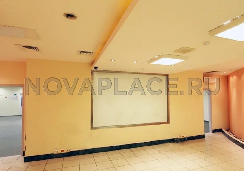 Аренда офиса в бизнес-центре в Москве 688 м2