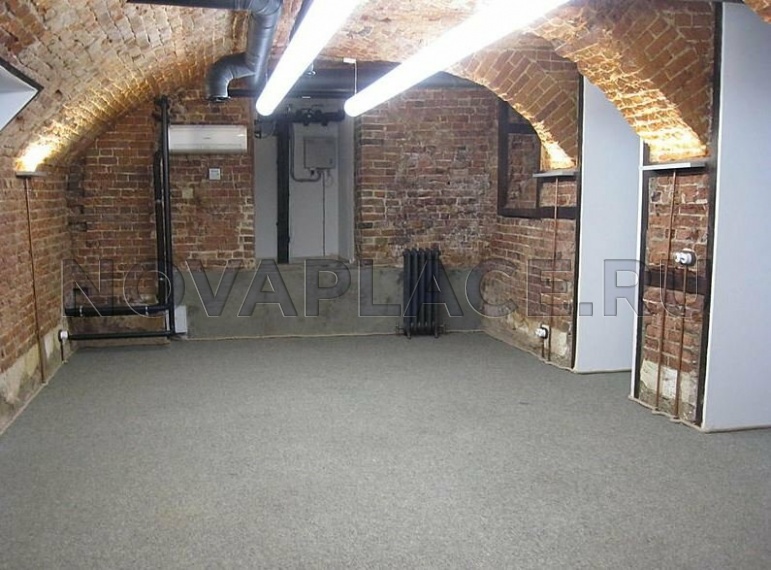 Продажа отдельно стоящего здания в Москве 654 м2