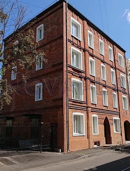 Продажа отдельно стоящего здания в Москве 750 м2