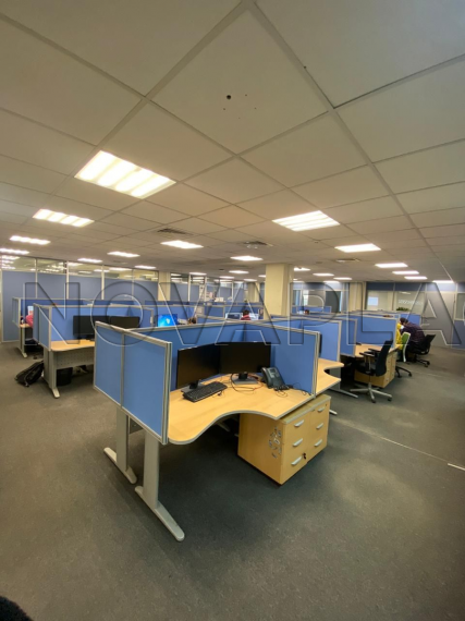 Аренда офиса в бизнес-центре в Москве 698 м2