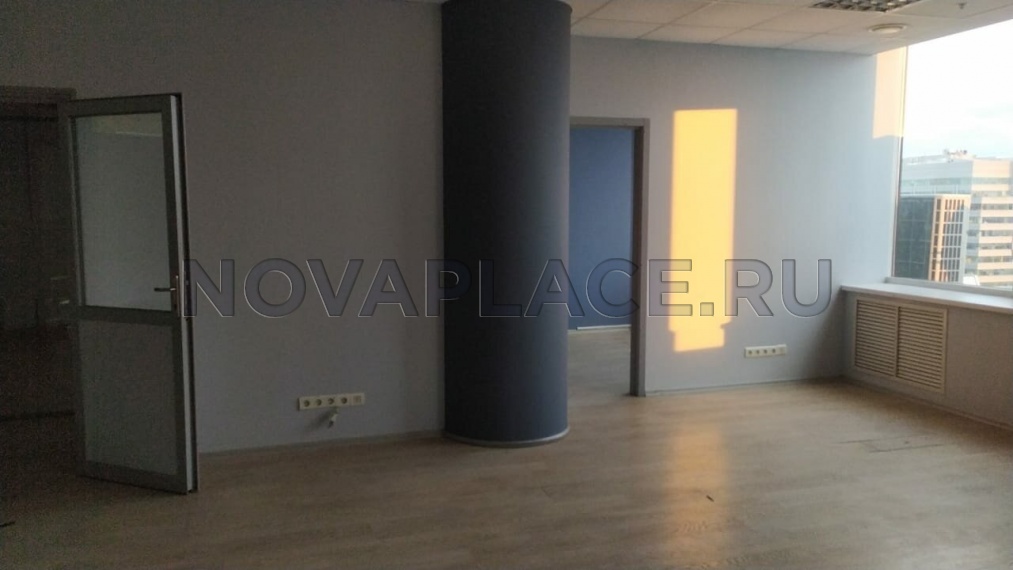 Аренда офиса в бизнес-центре в Москве 220 м2
