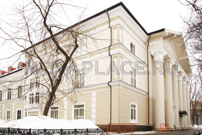 Аренда здания (ОСЗ) в Москве 2900 м2