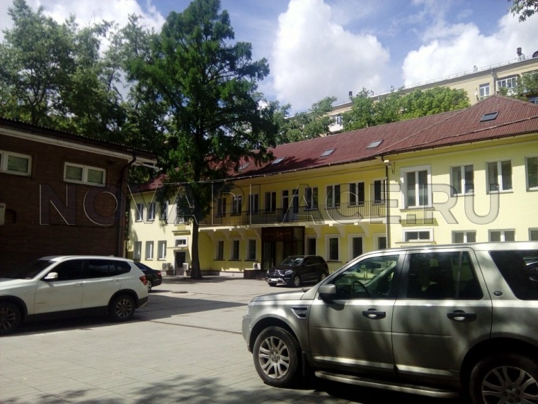 Аренда офиса в бизнес-центре в Москве 65 м2