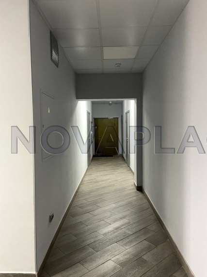 Аренда офиса в бизнес-центре в Москве 165 м2