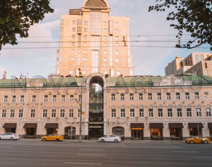 Аренда офиса в бизнес-центре в Москве 446 м2