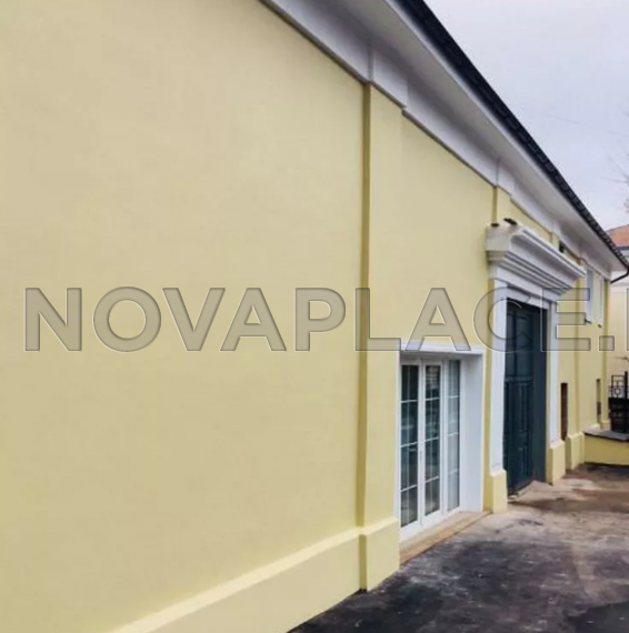 Продажа отдельно стоящего здания в Москве 300 м2