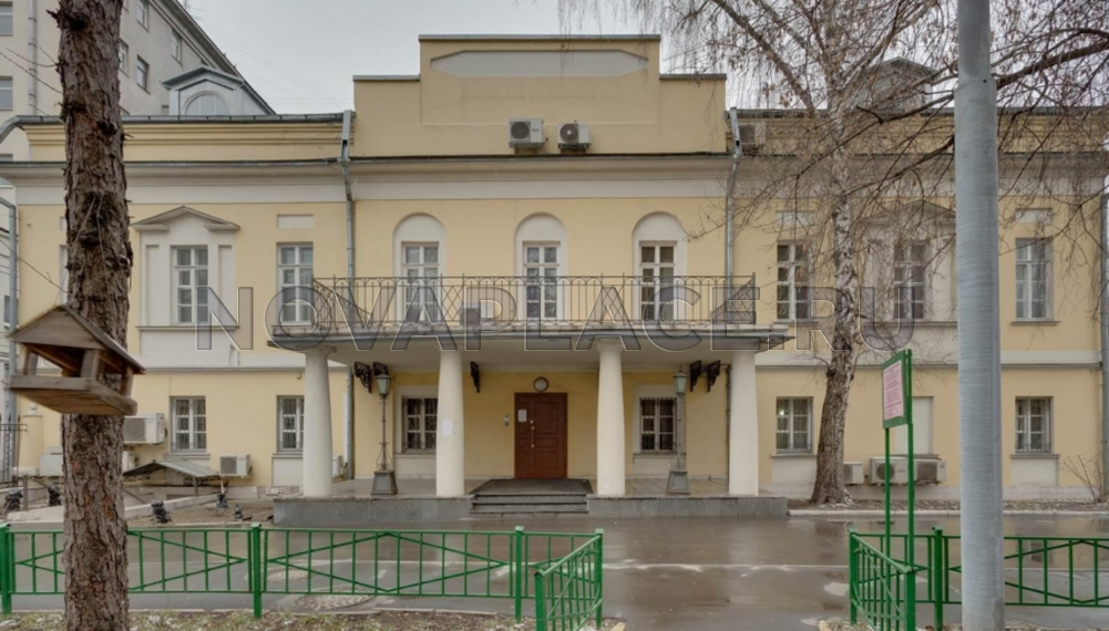 Продажа отдельно стоящего здания в Москве 1210 м2