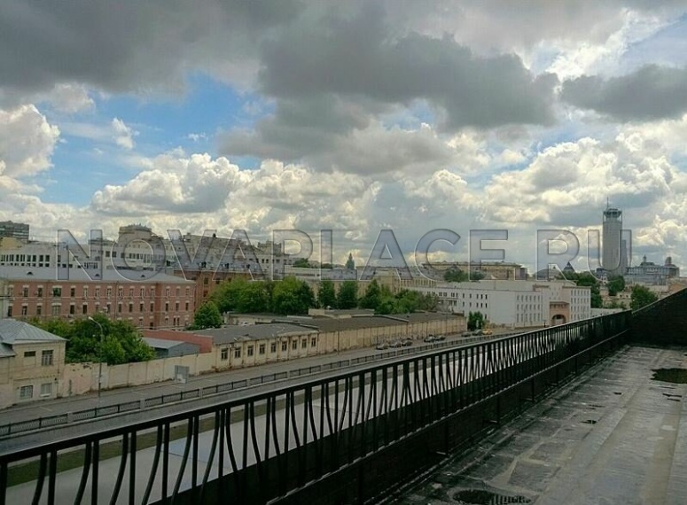 Продажа отдельно стоящего здания в Москве 2650 м2