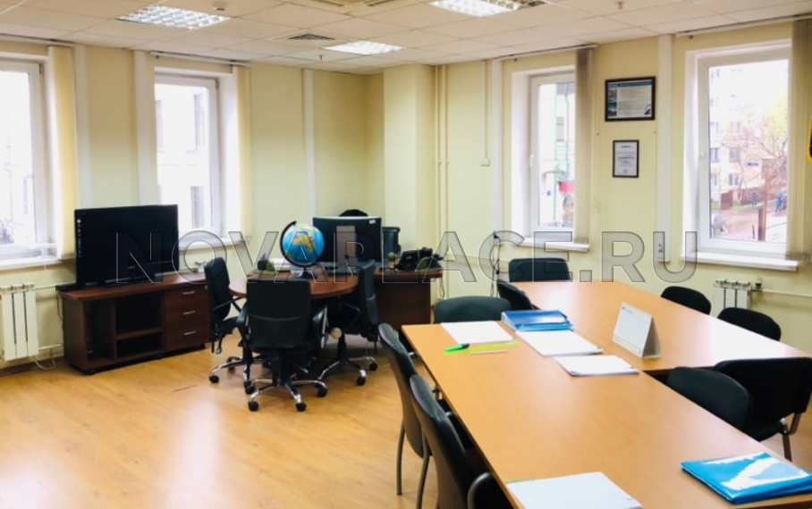 Аренда офиса в бизнес-центре в Москве 2346 м2