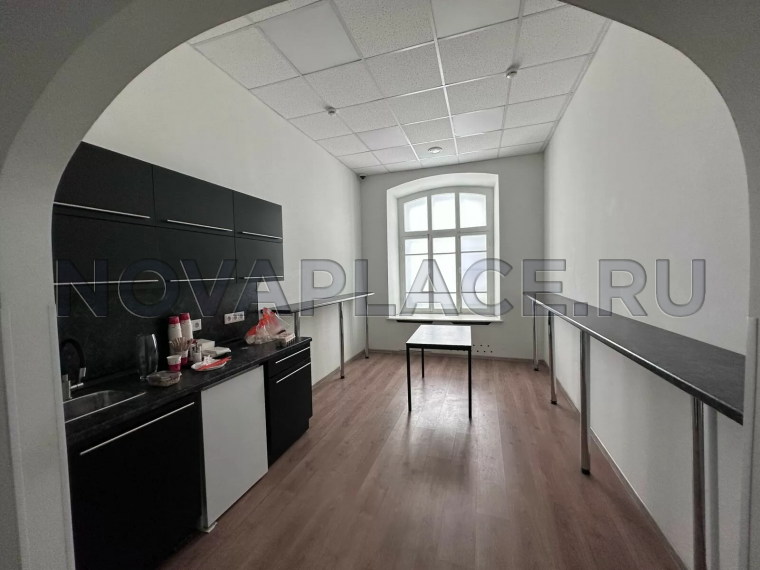 Продажа коммерческой недвижимости в Москве 195 м2