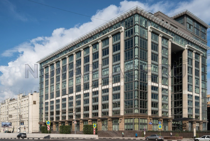 Аренда офиса в бизнес-центре в Москве 1295 м2