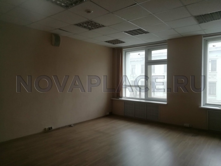 Аренда офиса в бизнес-центре в Москве 46 м2