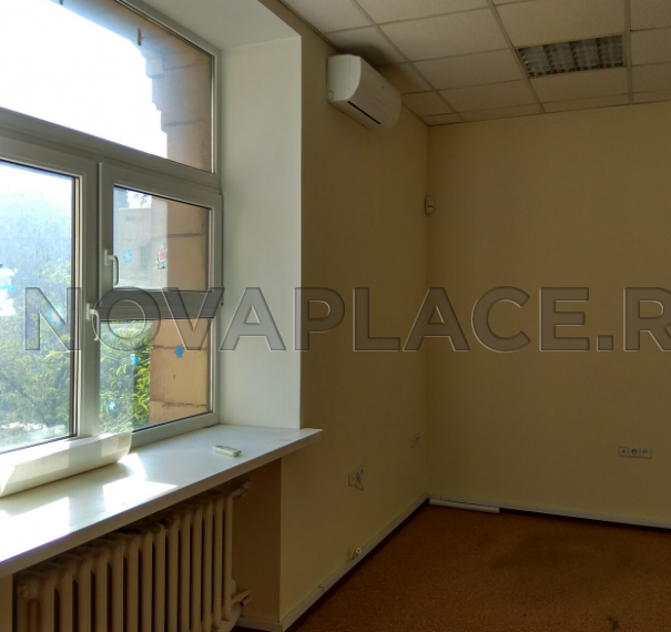 Аренда офиса в бизнес-центре в Москве 175 м2