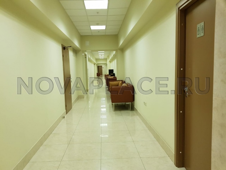 Аренда офиса в бизнес-центре в Москве 437 м2