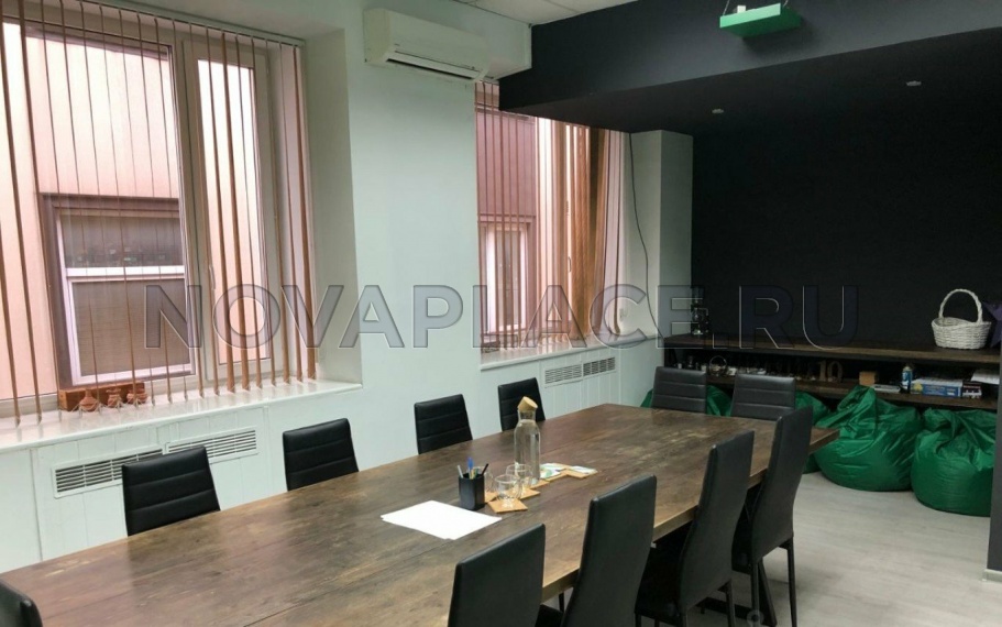 Аренда офиса в бизнес-центре в Москве 388 м2