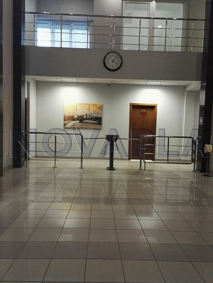 Аренда офиса в бизнес-центре в Москве 49 м2