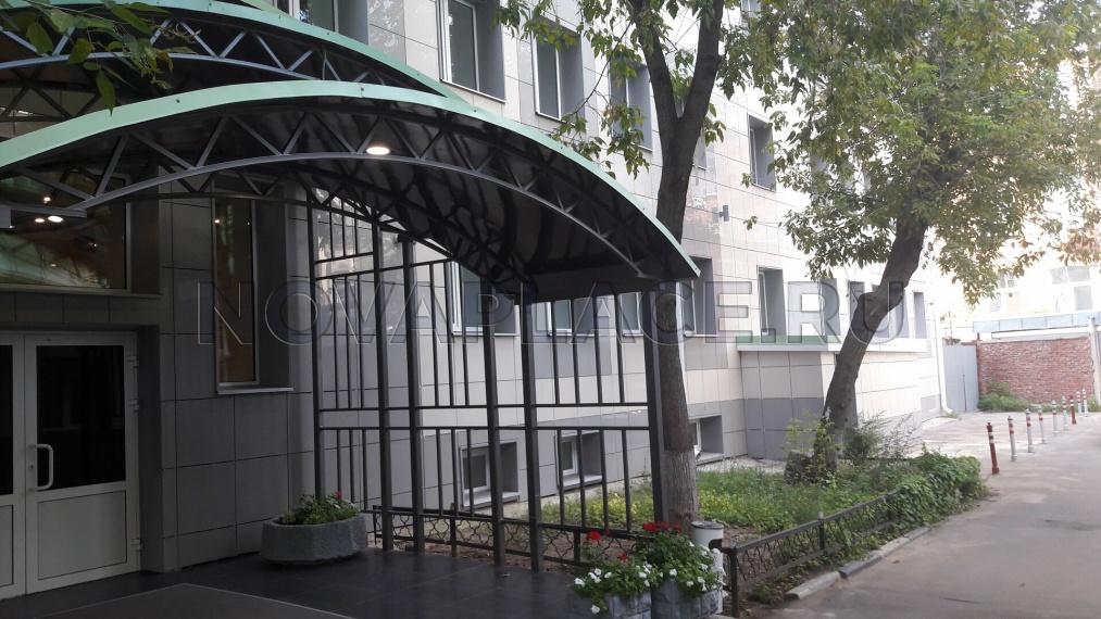 Продажа отдельно стоящего здания в Москве 7855 м2