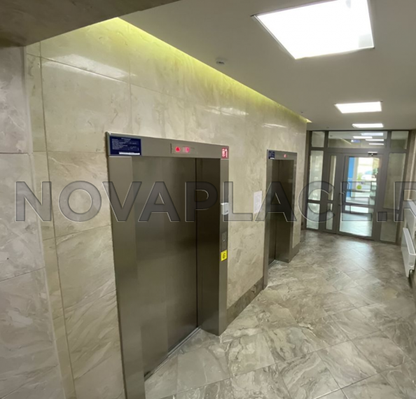 Аренда офиса в бизнес-центре в Москве 190 м2