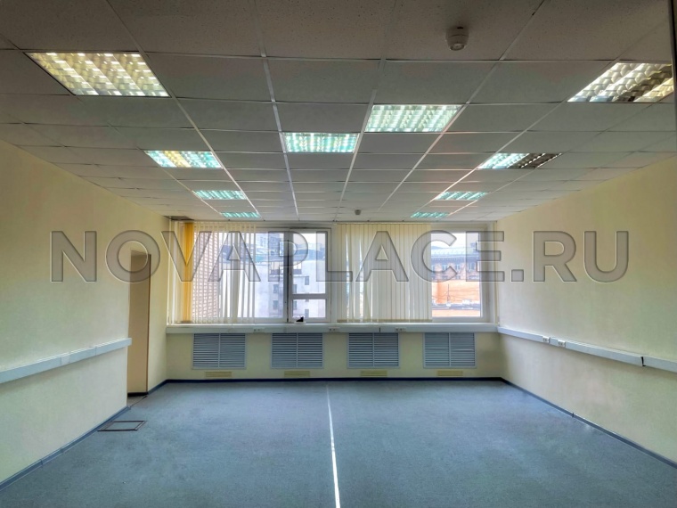 Аренда офиса в бизнес-центре в Москве 165 м2