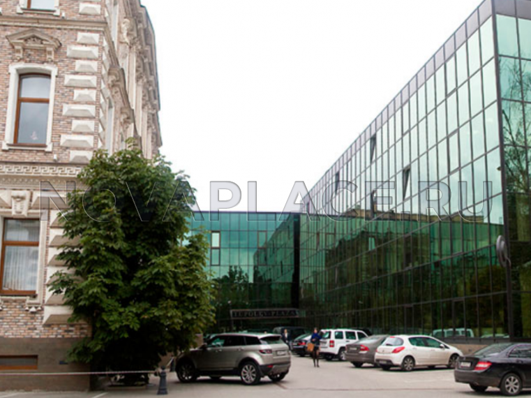 Аренда офиса в бизнес-центре в Москве 179 м2