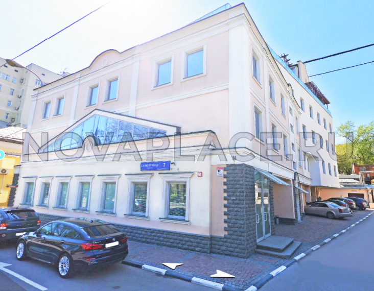 Аренда офиса в бизнес-центре в Москве 698 м2