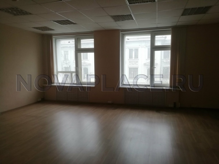 Аренда офиса в бизнес-центре в Москве 46 м2