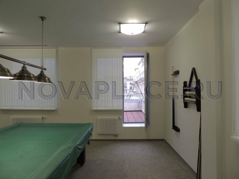 Продажа отдельно стоящего здания в Москве 1529 м2