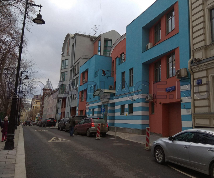 Аренда здания (ОСЗ) в Москве 1100 м2