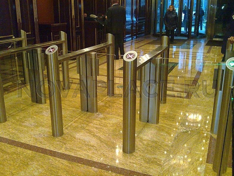 Аренда офиса в бизнес-центре в Москве 1330 м2