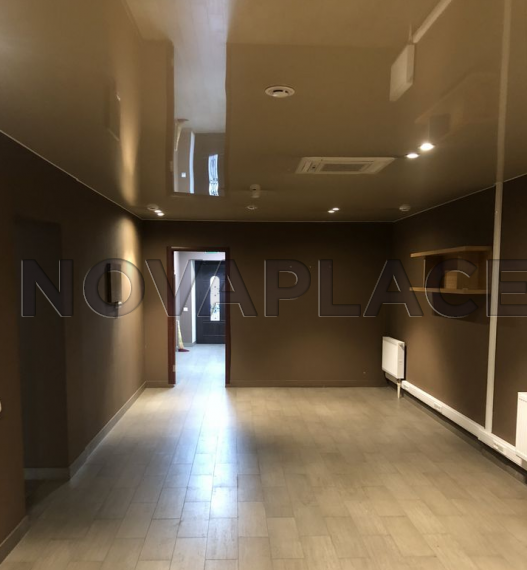 Продажа отдельно стоящего здания в Москве 581 м2