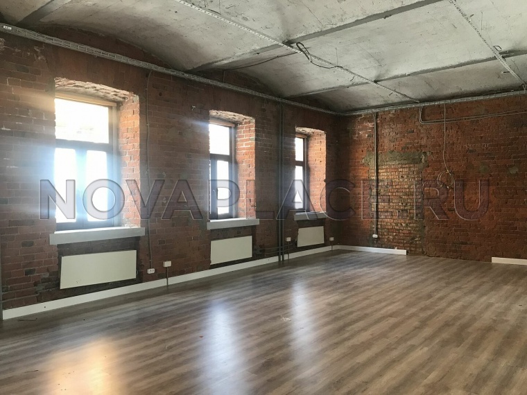 Аренда офиса в административном здании в Москве 359 м2