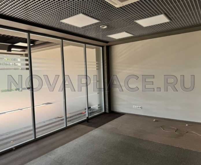 Аренда офиса в бизнес-центре в Москве 182 м2