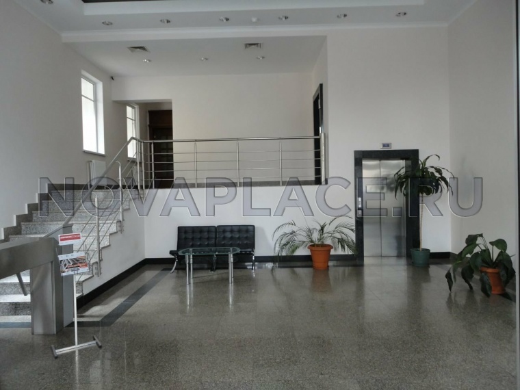 Продажа отдельно стоящего здания в Москве 4830 м2