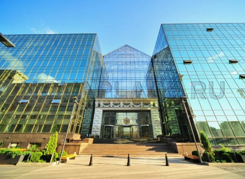 Аренда офиса в бизнес-центре в Москве 182 м2