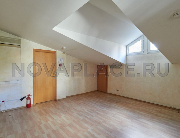 Аренда здания (ОСЗ) в Москве 586 м2