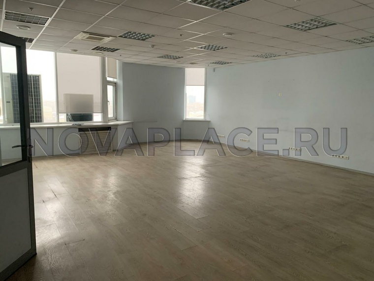 Аренда офиса в бизнес-центре в Москве 220 м2