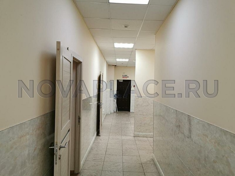 Аренда офиса в бизнес-центре в Москве 216 м2