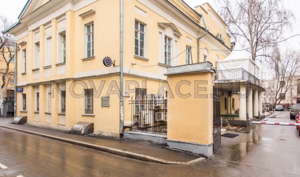 Продажа отдельно стоящего здания в Москве 1210 м2