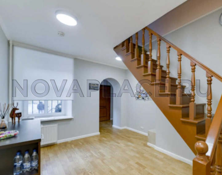 Аренда здания (ОСЗ) в Москве 1009 м2