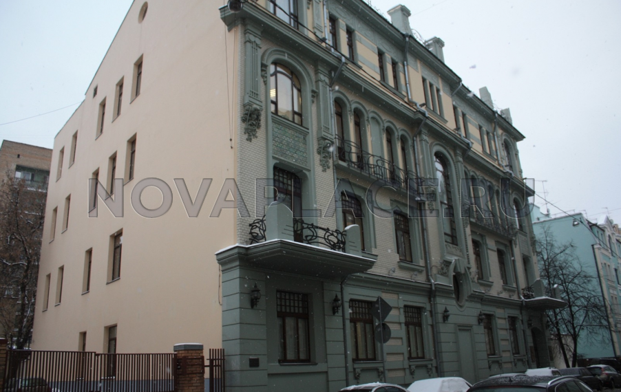 Аренда здания (ОСЗ) в Москве 1700 м2