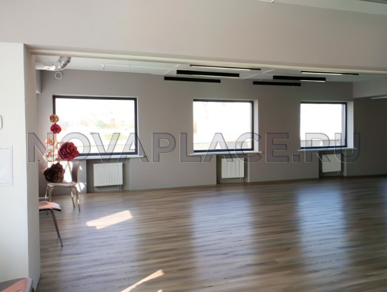 Аренда офиса в бизнес-центре в Москве 290 м2