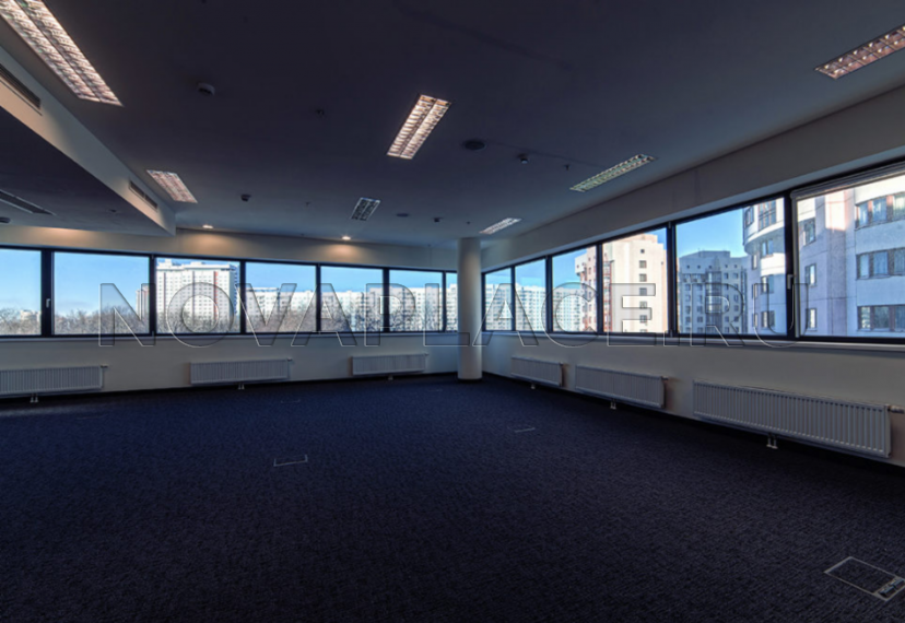 Аренда офиса в бизнес-центре в Москве 1686 м2