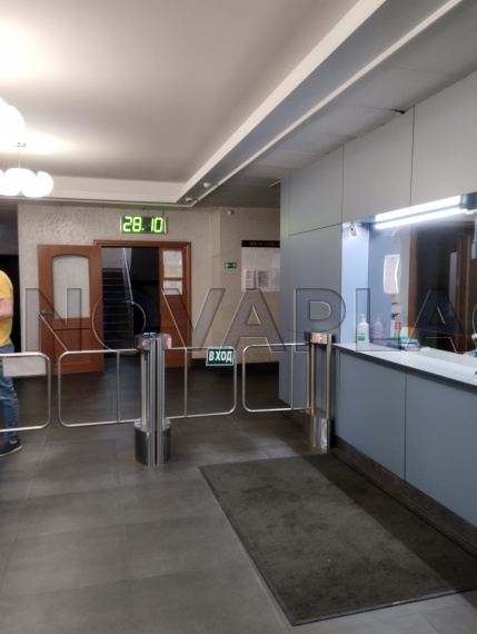 Аренда офиса в бизнес-центре в Москве 217 м2