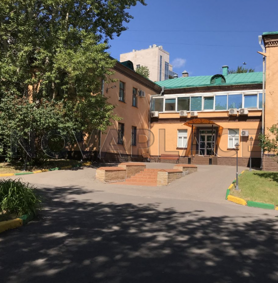 Аренда здания (ОСЗ) в Москве 1002 м2